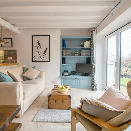 Cormorant- Sea View, Couples Retreat Villa บริกแซม ภายนอก รูปภาพ